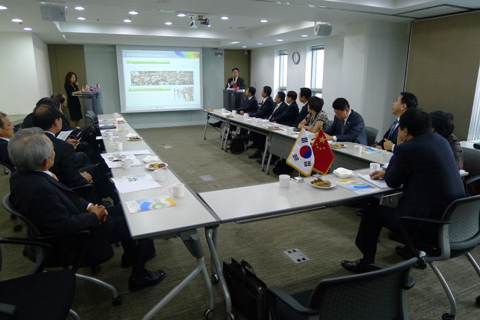 Visit exchanges between our association and Dalian, China